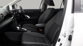 Toyota Yaris Cross ICON