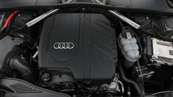 Audi A4 TFSI S LINE