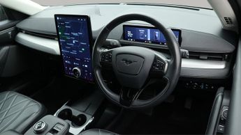 Ford Mustang Mach-E BASE