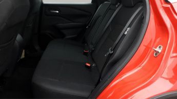 Nissan Qashqai DIG-T ACENTA PREMIUM DCT