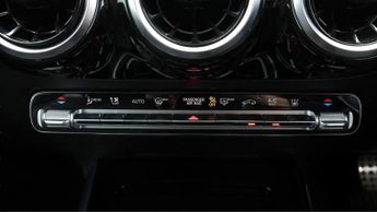 Mercedes-Benz GLA GLA 250 E AMG LINE