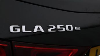 Mercedes-Benz GLA GLA 250 E AMG LINE