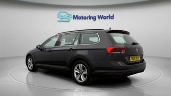 Volkswagen Passat SE NAV TSI EVO DSG