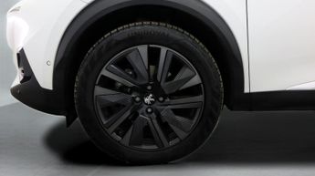 Peugeot E-2008 GT PREMIUM