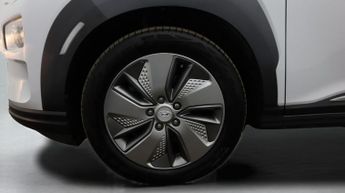 Hyundai KONA PREMIUM