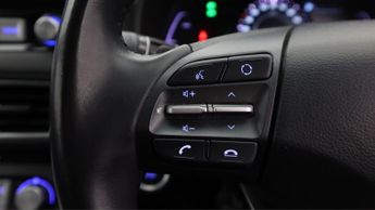 Hyundai KONA PREMIUM