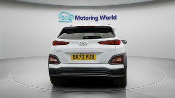 Hyundai KONA PREMIUM