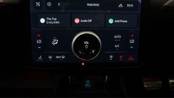 Ford Mustang Mach-E BASE