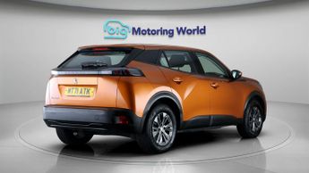 Peugeot E-2008 ACTIVE PREMIUM