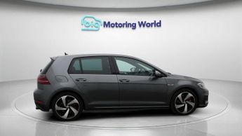 Volkswagen Golf GTI PERFORMANCE TSI DSG