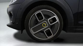 MINI Electric Hatch COOPER S LEVEL 3