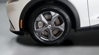 Ford Mustang Mach-E BASE