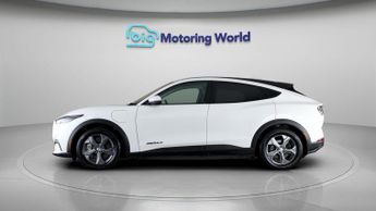 Ford Mustang Mach-E BASE