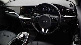 Kia Niro 4 PLUS
