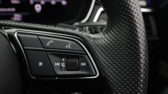 Audi A5 TFSI S LINE EDITION 1