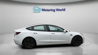 Tesla Model 3 MODEL 3