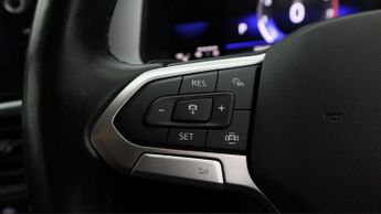 Volkswagen T-Roc LIFE TSI DSG