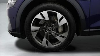 Audi e-tron QUATTRO SPORT