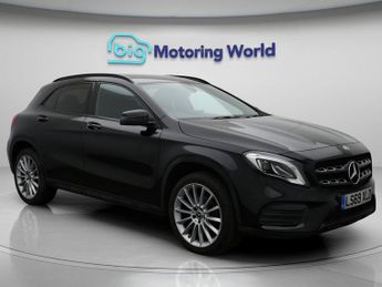 Mercedes-Benz GLA GLA 180 AMG LINE EDITION