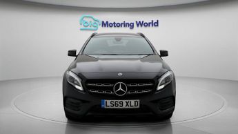 Mercedes-Benz GLA GLA 180 AMG LINE EDITION
