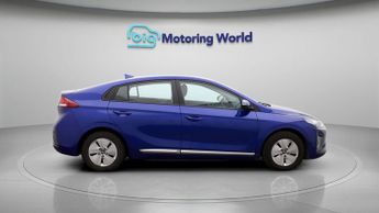 Hyundai IONIQ SE CONNECT