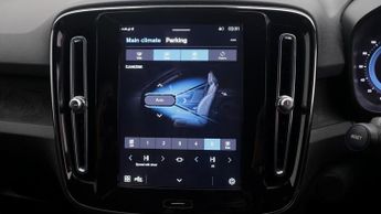 Volvo XC40 RECHARGE CORE