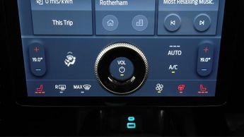 Ford Mustang Mach-E BASE