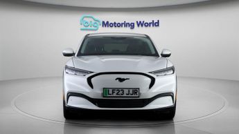 Ford Mustang Mach-E BASE