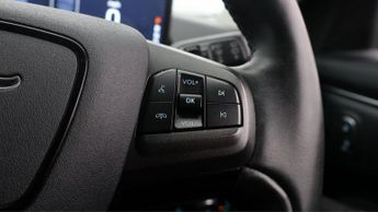 Ford Mustang Mach-E BASE