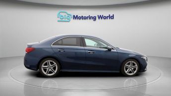 Mercedes-Benz A Class A 180 D AMG LINE PREMIUM