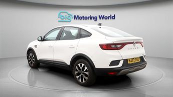 Renault Arkana ICONIC E-TECH