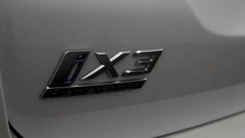 BMW iX3 PREMIER EDITION PRO
