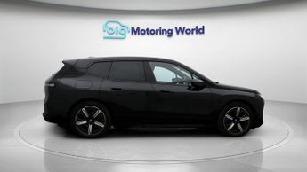 BMW iX XDRIVE40 M SPORT