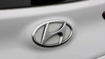 Hyundai KONA PREMIUM