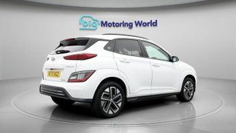 Hyundai KONA PREMIUM