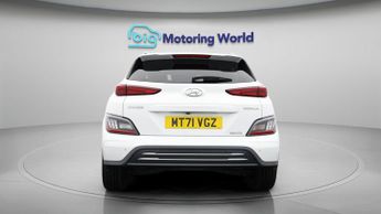 Hyundai KONA PREMIUM