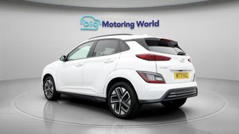 Hyundai KONA PREMIUM