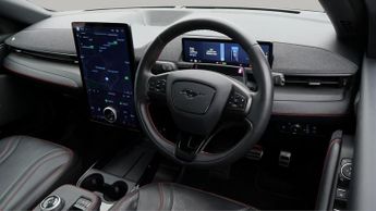 Ford Mustang Mach-E BASE