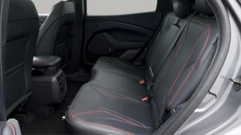 Ford Mustang Mach-E BASE