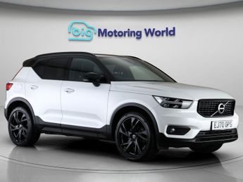 Volvo XC40 B4 R-DESIGN PRO