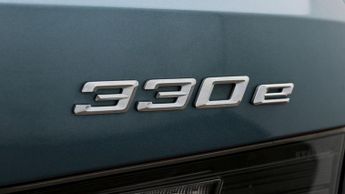 BMW 3 Series 330E SPORT PRO