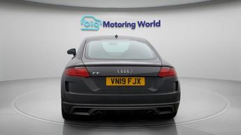 Audi TT TFSI S LINE