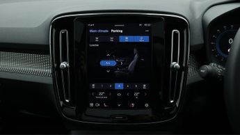 Volvo XC40 RECHARGE PRO TWIN AWD