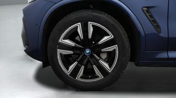 BMW iX3 M SPORT