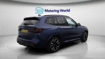 BMW iX3 M SPORT