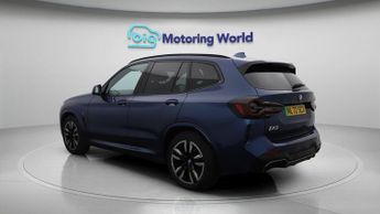 BMW iX3 M SPORT