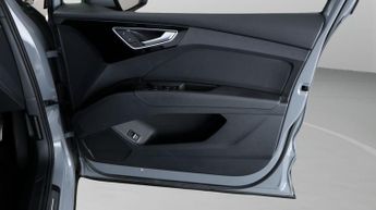 Audi Q4 e-tron S LINE