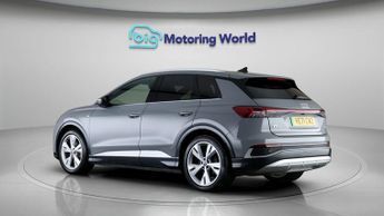 Audi Q4 e-tron S LINE