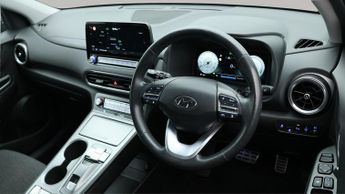 Hyundai KONA PREMIUM