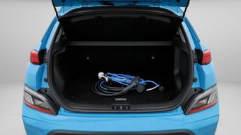 Hyundai KONA PREMIUM